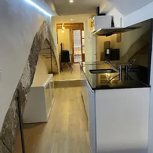 https://casa-ferrers-piso-1-loft-en-el-centro.catalonia-hotels.com